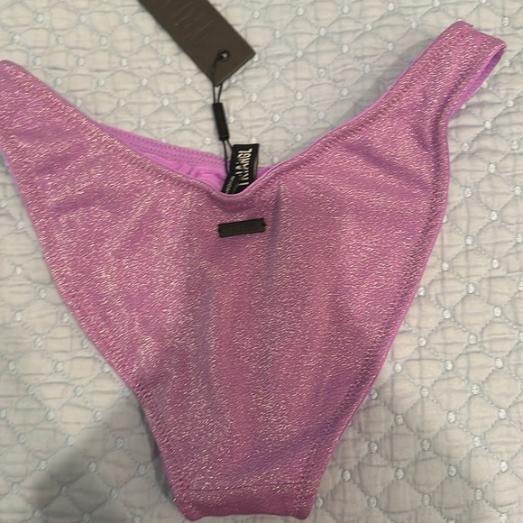 Perfect condition Triangl set! - Picture 3 of 7